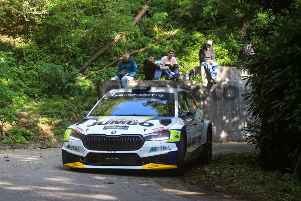 Rally Città di Bassano 2025
Bassano del Grappa VI 10 11 Ottobre 2025
Trofeo Italiano Rally e Coppa Rally di Zona 4 Rally Città di Bassano 2025
Bassano del Grappa VI 10 11 Ottobre 2025
Trofeo Italiano Rally e Coppa Rally di Zona 4