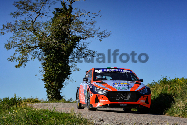 Rally Due Valli 2022
Verona 7 8 Ottobre 2022
Campionato Italiano Assoluto Rally Sparco
Campionato Italiano Rally Asfalto Rally Due Valli 2022
Verona 7 8 Ottobre 2022
Campionato Italiano Assoluto Rally Sparco
Campionato Italiano Rally Asfalto
