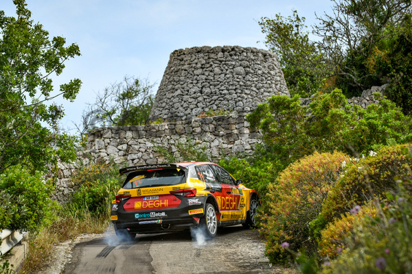 Rally del Salento 2025
Torre San Giovanni LE 23 24 Maggio 2025
Trofeo Italiano Rally Rally del Salento 2025
Torre San Giovanni LE 23 24 Maggio 2025
Trofeo Italiano Rally