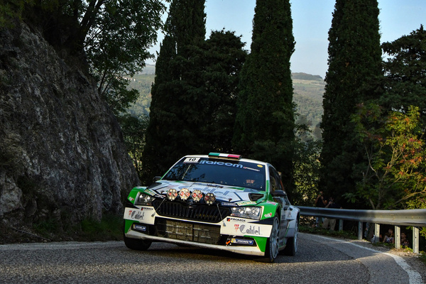 Rally Due Valli 2022
Verona 7 8 Ottobre 2022
Campionato Italiano Assoluto Rally Sparco
Campionato Italiano Rally Asfalto Rally Due Valli 2022
Verona 7 8 Ottobre 2022
Campionato Italiano Assoluto Rally Sparco
Campionato Italiano Rally Asfalto