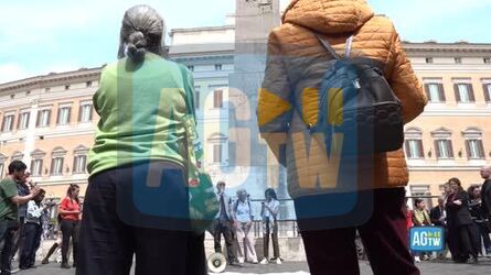 Flotilla attivisti e deputati in presidio a Montecitorio &laquo;Silenzio del Governo &egrave; complice di Israele&raquo;
