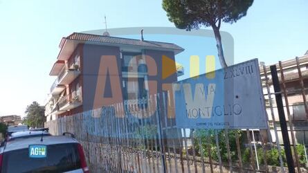 Triplice omicidio a Roma una vicina &laquo;Educatissimi&raquo;. Trovata una felpa insanguinata