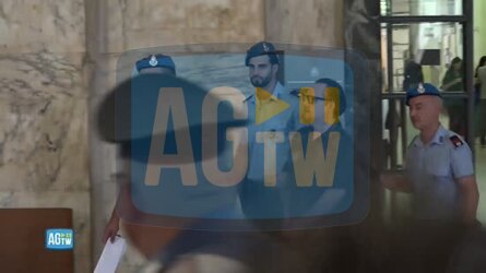 Femminicidio Pamela Genini l arrivo in aula di Soncin. Il patrigno &laquo;Dolci aveva dato segnali di ossessione&raquo;