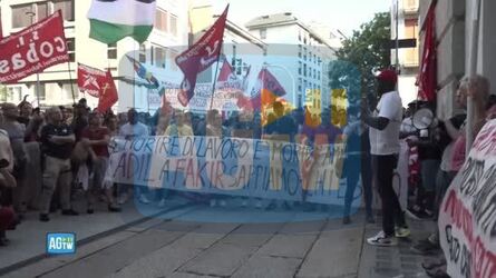 Milano per Fakir corteo e slogan contro la polizia
