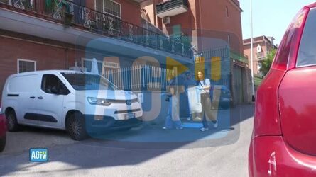 Triplice omicidio a Roma le voci di chi ha trovato la felpa insanguinata e di un vicino