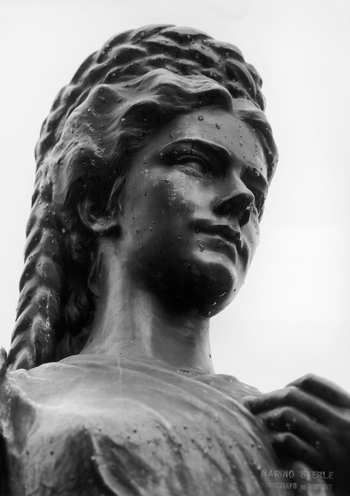 AVQ A 004985 AVQ A 004985