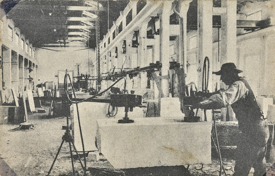 AVQ A 003494