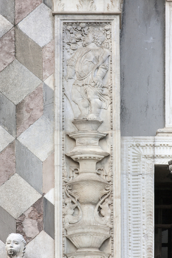 RAN F 002443