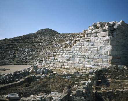 BEN F 011975