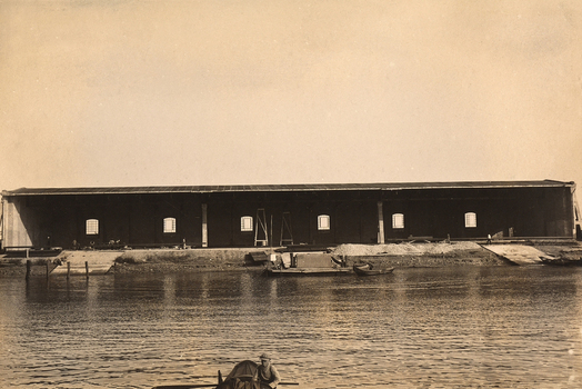 AVQ A 002434