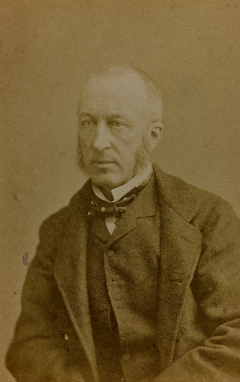 FVQ F 027585