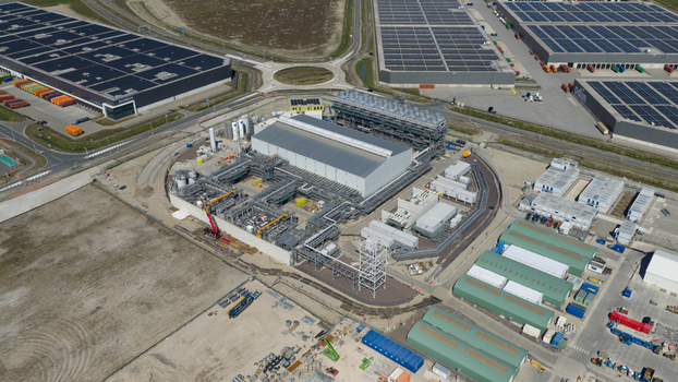 Maasvlakte Rotterdam Netherlands 25 April 2026 Drone view of Shell s Holland Hydrogen 1 at Maasvlakte showing Europe s major green hydrogen plant hydrogen network connection and industrial energy transition in Rotterdam. Maasvlakte Rotterdam Netherlands 25 April 2026 Drone view of Shell s Holland Hydrogen 1 at Maasvlakte showing Europe s major green hydrogen plant hydrogen network connection and industrial energy transition in Rotterdam.