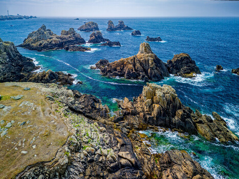 FRANCE. BRITTANY. FINISTERE 29 AERIAL VIEW OF THE NORTH COAST OF THE ISLAND OF OUESSANT