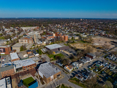 Louisville United States 19 March 2026 Aerial view of the Flexential Louisville Downtown Data Center surrounded by urban streets residential houses and clear blue sky. Louisville United States 19 March 2026 Aerial view of the Flexential Louisville Downtown Data Center surrounded by urban streets residential houses and clear blue sky.