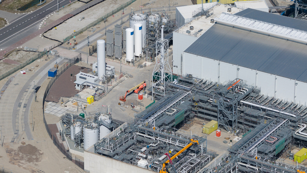 Maasvlakte Rotterdam Netherlands 25 April 2026 Drone view of Shell s Holland Hydrogen 1 at Maasvlakte showing Europe s major green hydrogen plant hydrogen network connection and industrial energy transition in Rotterdam. Maasvlakte Rotterdam Netherlands 25 April 2026 Drone view of Shell s Holland Hydrogen 1 at Maasvlakte showing Europe s major green hydrogen plant hydrogen network connection and industrial energy transition in Rotterdam.