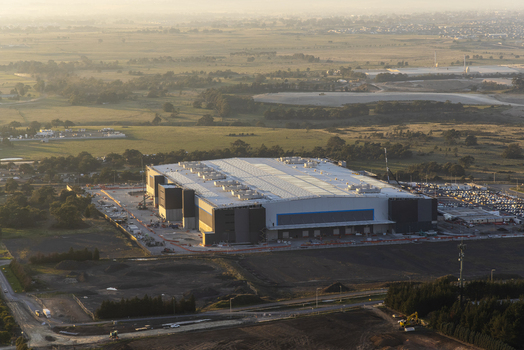 Craigieburn Australia 30 April 2026 Aerial view of the Amazon Fulfillment Centre at 65 Amaroo Rd surrounded by vast fields and industrial landscape under a soft morning light. Craigieburn Australia 30 April 2026 Aerial view of the Amazon Fulfillment Centre at 65 Amaroo Rd surrounded by vast fields and industrial landscape under a soft morning light.