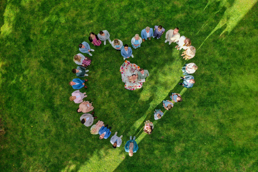 Wiesenthau Germany 02 May 2026 Aerial view of a wedding party forming a heart shape on a green lawn at Schloss Wiesenthau with the bride and groom in the center. Wiesenthau Germany 02 May 2026 Aerial view of a wedding party forming a heart shape on a green lawn at Schloss Wiesenthau with the bride and groom in the center.