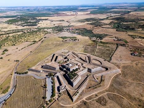 Elvas Portugal 10 September 2026 Aerial view of the star shaped Forte de Santa Luzia surrounded by dry fields and rural landscape in the Alentejo region. Elvas Portugal 10 September 2026 Aerial view of the star shaped Forte de Santa Luzia surrounded by dry fields and rural landscape in the Alentejo region.