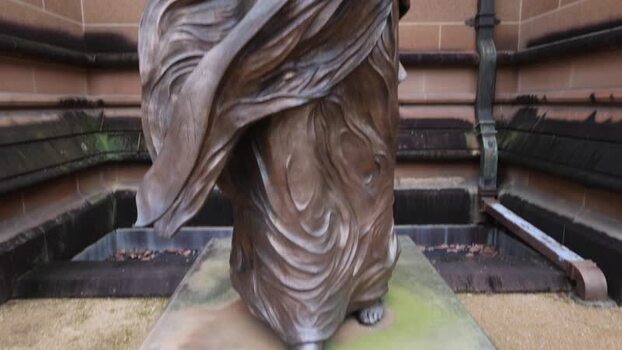View of a bronze statue in Sydney Australia.
