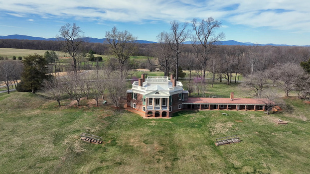 Aerial view of Thomas Jefferson s Poplar Forest a historic octagonal house surrounded by trees and rolling fields in Lynchburg Virginia United States.