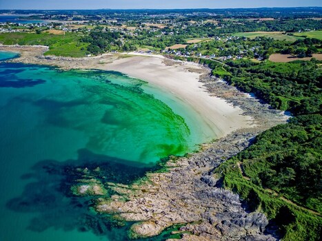 FRANCE. BRITTANY. FINISTERE 29 AERIAL VIEW OF MOULIN DE LA RIVE BEACH LOCQUIREC