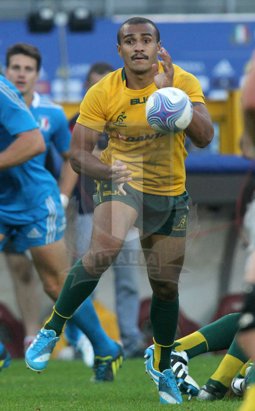 Cariparma test match 2013, Torino 9 novembre 2013, Italia v Australia, Will Genia apre palla.