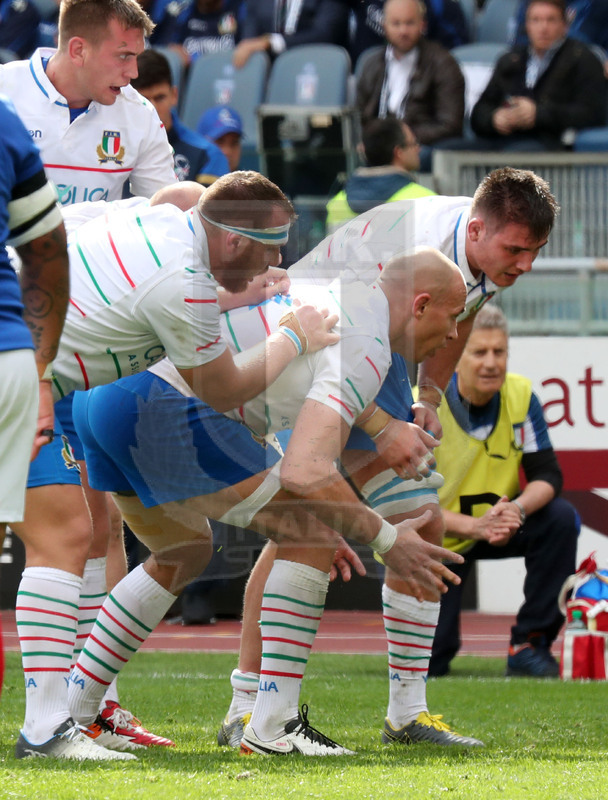 Guinness Sei Nazioni 2019, Round 5, Roma, stadio Olimpico 16/03/2019, Italia v Francia, Parisse e compagni pronti a ricevere palla. Foto Daniele Resini/Fotosportit