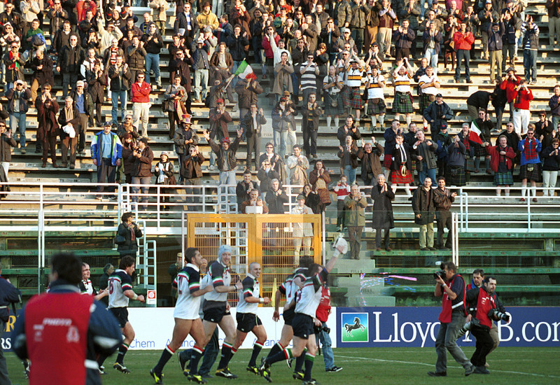 Lloyds TSB Sei Nazioni 2000, Round 1, Roma, stadio Flaminio 05/02/2000, Italia v Scozia, gli Azzurri al giro d\