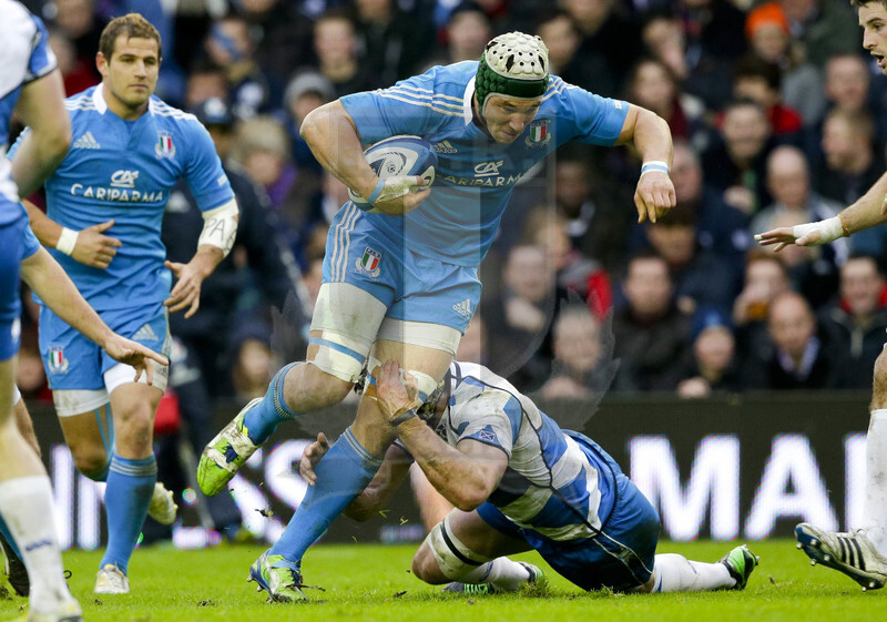 RBS 6 Nazioni 2013, Edimburgo, Murrayfield Stadium, 9-02-2013, Scozia v Italia. Francesco Minto col spporto di Parisse