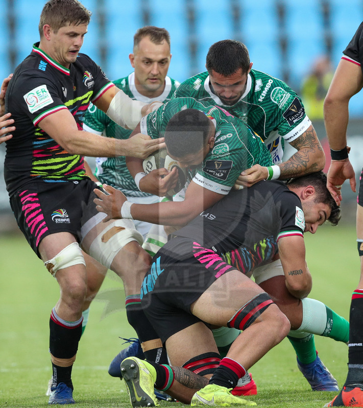Guinness PRO14 Rainbow Cup 2020-2021, Parma, Stadio Lanfranchi, 7//05/2020, Zebre vs Benetton. Toa Halafihi placcato da Renato Giammarioli. Foto: Roberto Bregani/Fotosportit