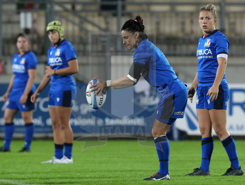 Guinness Sei Nazioni Donne 2020, Round 5, Parma, Cittadella del Rugby 01/11/2020, Italia Donne v Inghilterra Donne, Sara Barattin al calcio di avvio. Foto Daniele Resini/Fotosportit