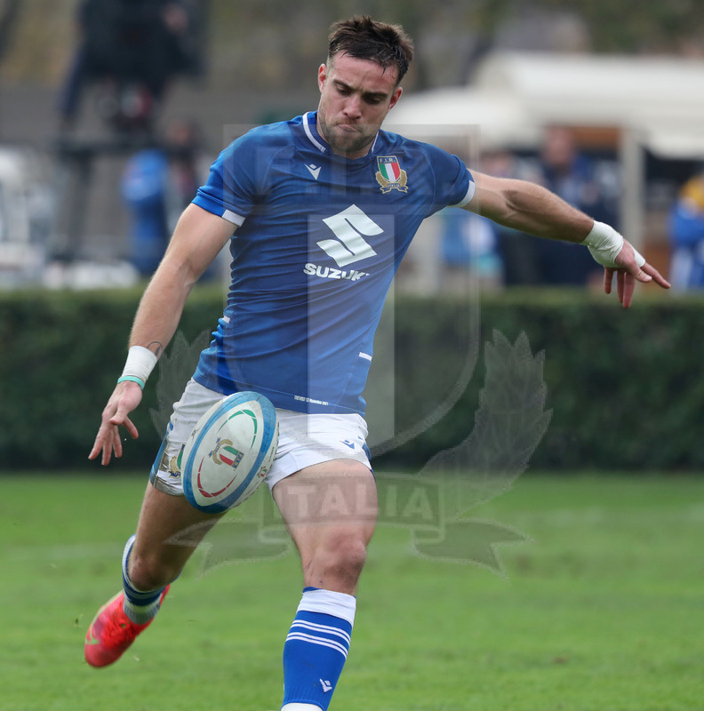 Autumn Nations Series 2021, Treviso, stadio di Monigo 13/11/2021, Italia v Argentina, Edoardo Padovani al calcio tattico. Foto Daniele Resini/Fotosportit