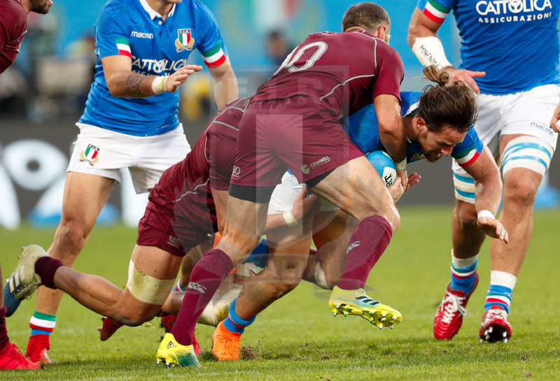 Cattolica Test Match 2018, Firenze, Stadio Franchi, 10-11-2018, Italia v Georgia. Mchele Campagnaro attacca Lasha Khmaladze. Foto: Roberto Bregani / Fotosportit