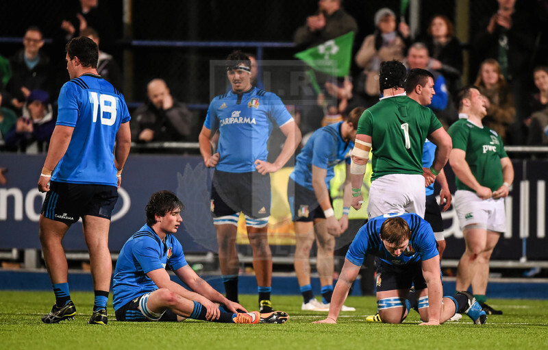 RBS 6 Nazioni U20 2016, Dublino, Donnybrook Stadium, 11-03-2016, Irlanda U20 v Italia U20. La delusione degli azzurrini al termine della partita. Foto: Stephen McCarthy @ Fotosportit.
