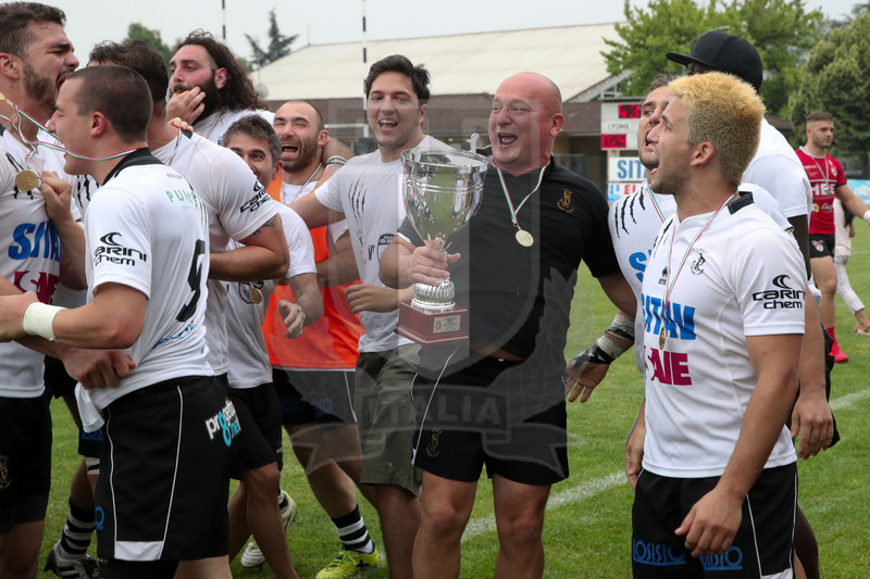 Rugby, Finale Serie A, Piacenza, Stadio Beltrametti, 9/06/2019, SITAV Lyons Piacenza v HSB Rugby Colorno. La festa dei giocatori del Sitav Lyons Piacenza. Foto Roberto Bregani/Fotosportit.