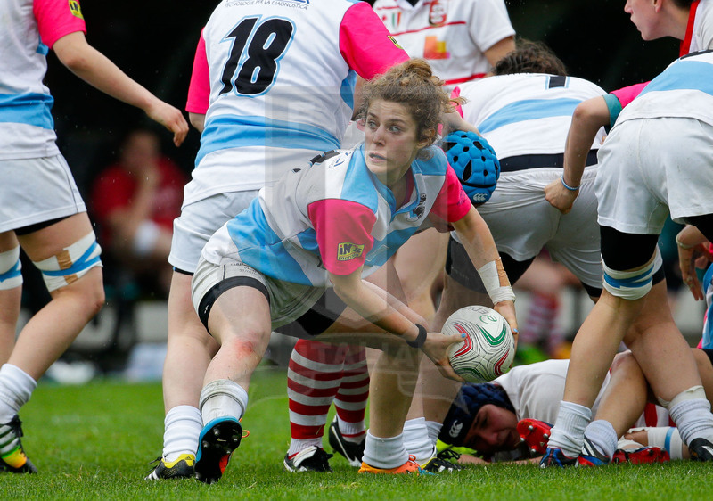 Finale Campionato Serie A Femminile Rugby 2014-2015, Parma, Stadio Lanfranchi, 23-05-2015, Monza Rugby 1949 v Valsugana Rugby Padova. Claudia Salvadego apre dalla ruck. Foto Roberto Bregani.