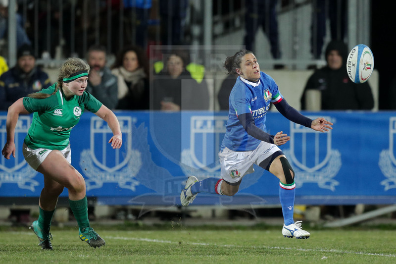 Guinness Sei Nazioni 2019 Donne, Round 3, Parma, Stadio Lanfranchi, 23/02/2019, Italia Donne v Irlanda Donne. Sara Barattin apre palla. Foto Roberto Bregani/Fotosportit