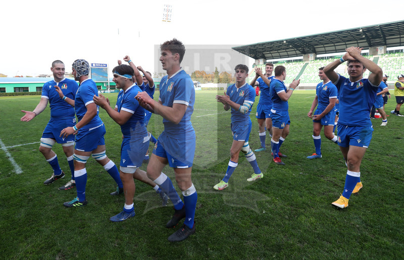 Test match U18, Trviso, stadio di Monigo, Italia U18 v Irlanda U18, la festa degli Azzurri a fine partita. Foto Daniele Resini/Fotosportit