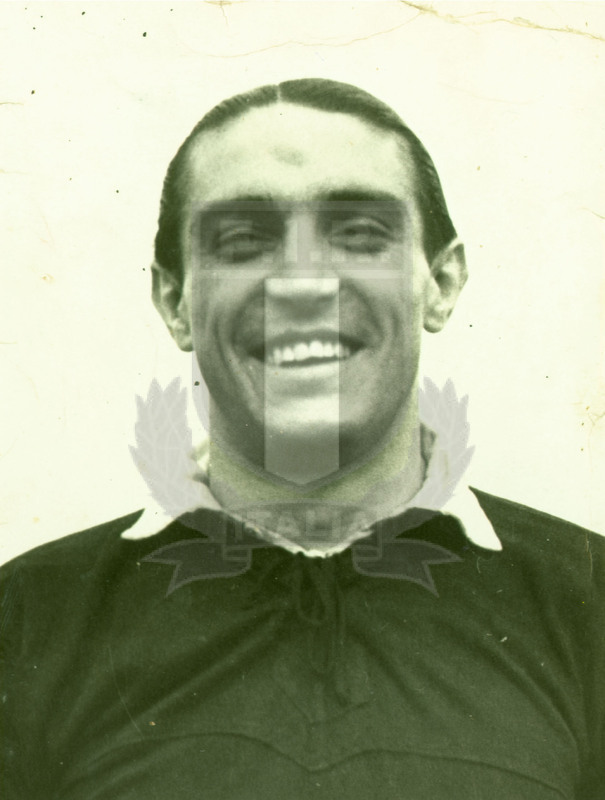 Arturo Re Garbagnati, Azzurro n. 56, 12 cap 1936/1942. Fondo Raviele, per gentile concessione del Museo delle Civiltà di Roma.