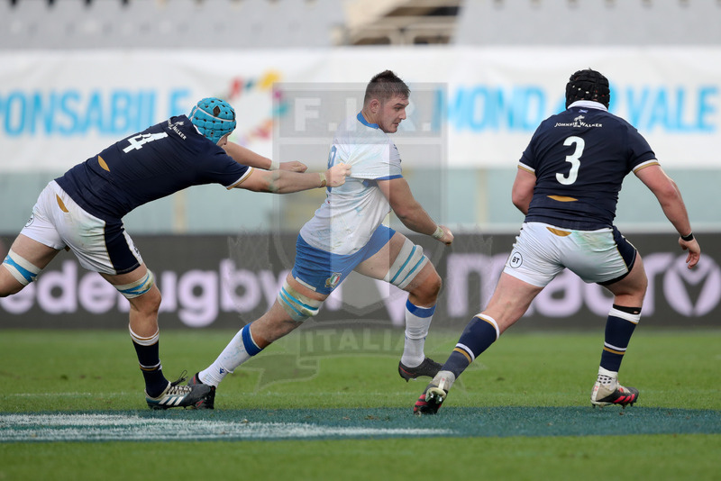 Autumn Nations Cup 2020, Cattolica Test match 2020, Firenze, Stadio Artemio Franchi, 14/11/2020, Italia v Scozia. Sebastian Negri trattenuto da Scott Cummings. Foto Roberto Bregani/Fotosportit