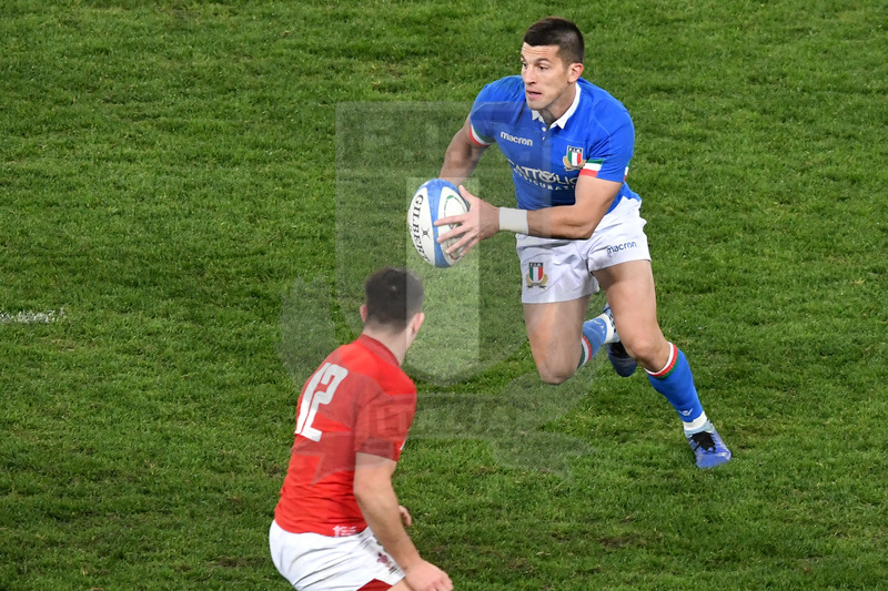 Guinness Sei Nazioni 2019, Round 2, Roma, Stadio Olimpico 09/02/2019, Italia v Galles, Tommaso Allan attacca la linea. Foto Andrea Staccioli / Resini / Insidefoto