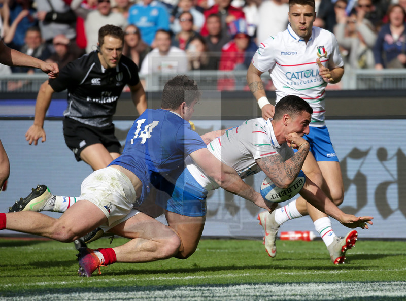 Guinness Sei Nazioni 2019, Round 5, Roma, Stadio Olimpico, 16/03/2019, Italia v Francia. Marco Zanon si tuffa in meta ma perde l\