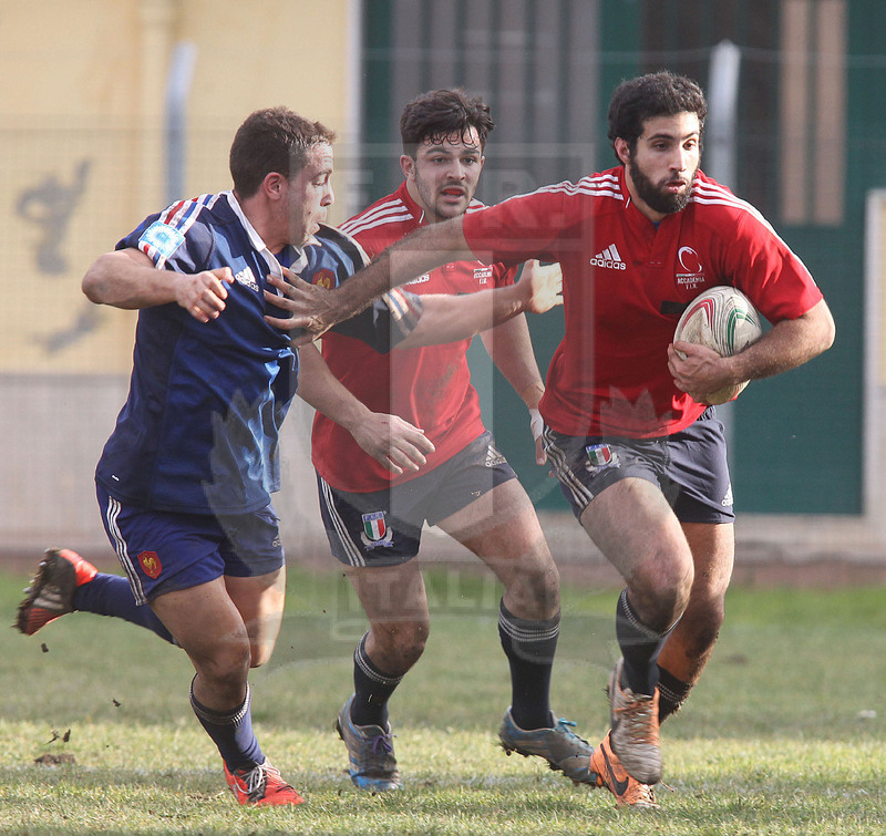 Benevento, 10 gennaio 2014, Nazionale italiana Under 20 v Accademia di Marcoussis, Giacomo De Santis con Petrozzi in sostegno.
