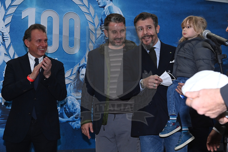 ROME, ITALY - MARCH 12: Marco Zennaro and Andrea Lo Cicero during the Centurion Test Cap ceremony before the Guinness Six Nations Rugby match between Italy and Scotland at Stadio Olimpico on March 12, 2022 in Rome, Italy. (Photo by Tullio Puglia - Federugby/Getty Images)