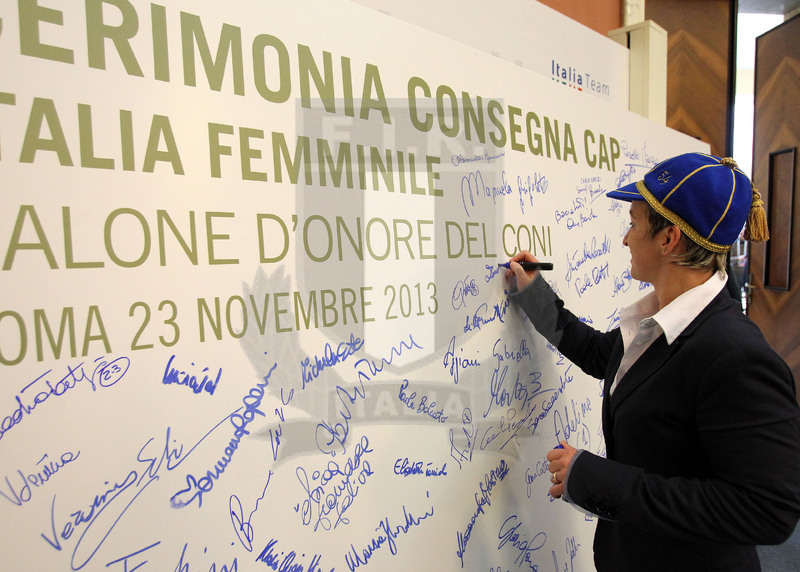 Cerimonia di consegna dei Cap alle atlete delle Nazionali femminili, Roma, salone d\