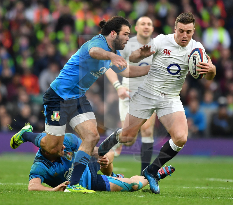 RBS Sei Nazioni 2017, Londra, Twickenham 26/02/2017, Inghilterra v Italia, George Ford attaccato da Luke McLean. Foto Tiziano Pucci/Fotosportit