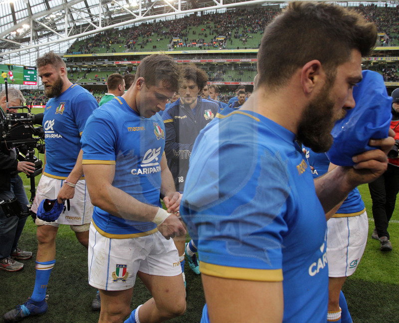 Natwest Sei Nazioni 2018, round 2, Dublino, Aviva Stadium 10/02/2018, Irlanda v Italia, Azzurri delusi nel corridoio a fine partita. Foto Daniele Resini/Fotosportit
