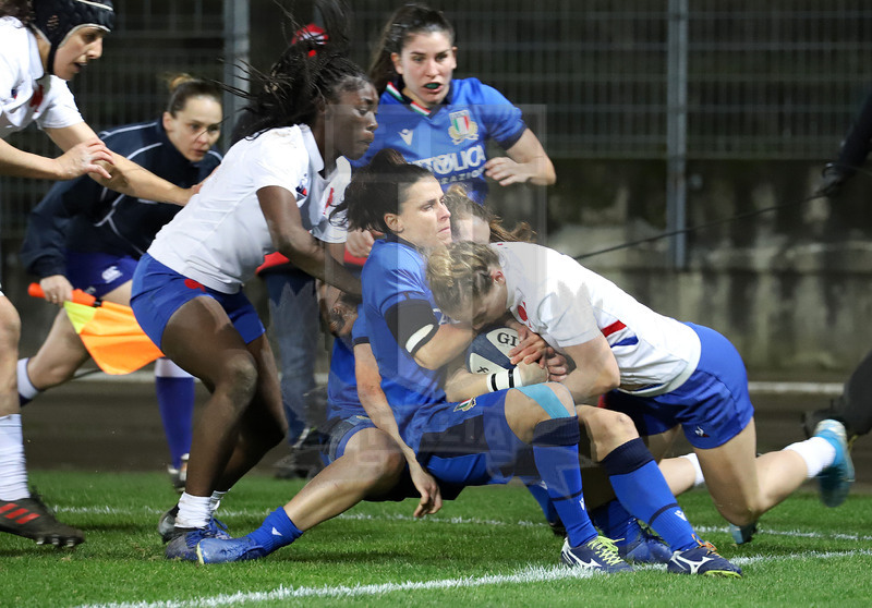 Sei Nazioni 2020 Donne, Limoges, Stade Beaublanc 08/02/2020, Francia Donne v Italia Donne, Sara Barattin porta a terra un\