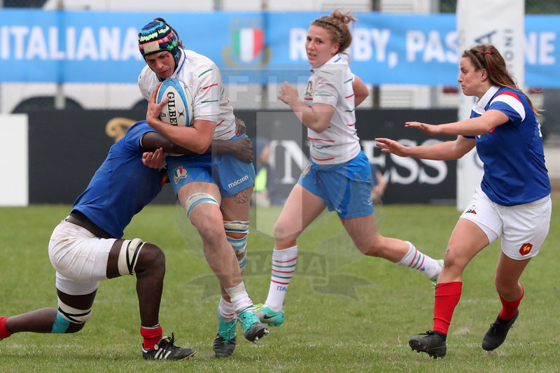 Guinness Sei Nazioni 2019 Donne, Padova, stadio Plebiscito 17/03/2017, Italia Donne v Francia Donne, una carica di Giordana Duca. Foto Daniele Resini/Fotosportit