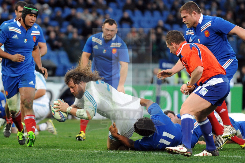 Sei Nazioni 2012, Roma, stadio Olimpico, Italia v Francia, Castrogiovanni segna la seconda meta dell\